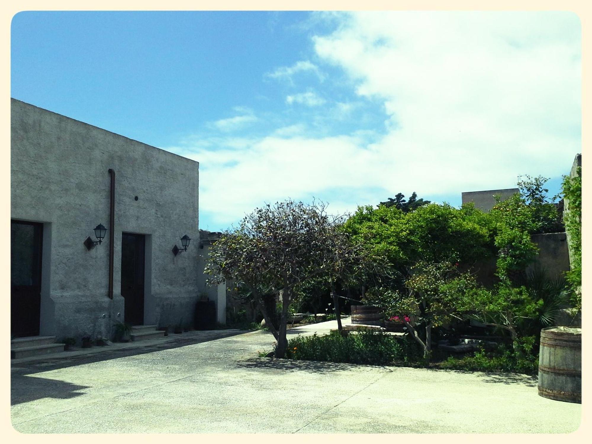 Baglio Bellavista Bed & Breakfast Torre Nubia Bagian luar foto