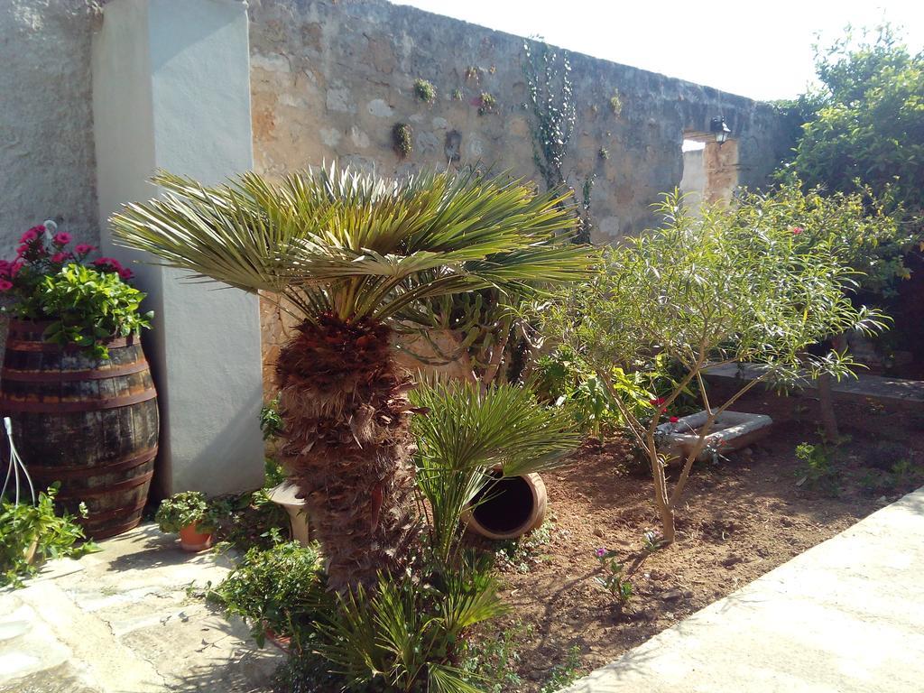 Baglio Bellavista Bed & Breakfast Torre Nubia Bagian luar foto